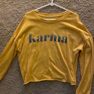 Cropped long sleeve top